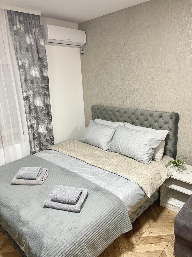 Pink House Apartments Jagodina Esterno foto